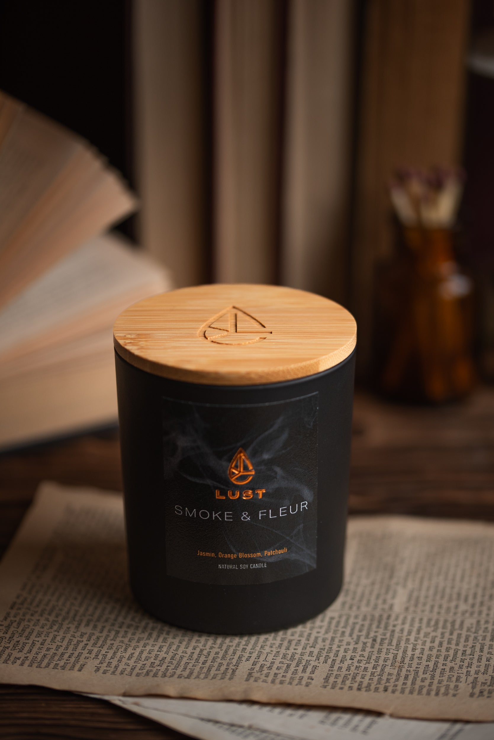 Smoke & Fleur - Jasmin, Orange blossom, Patchouli